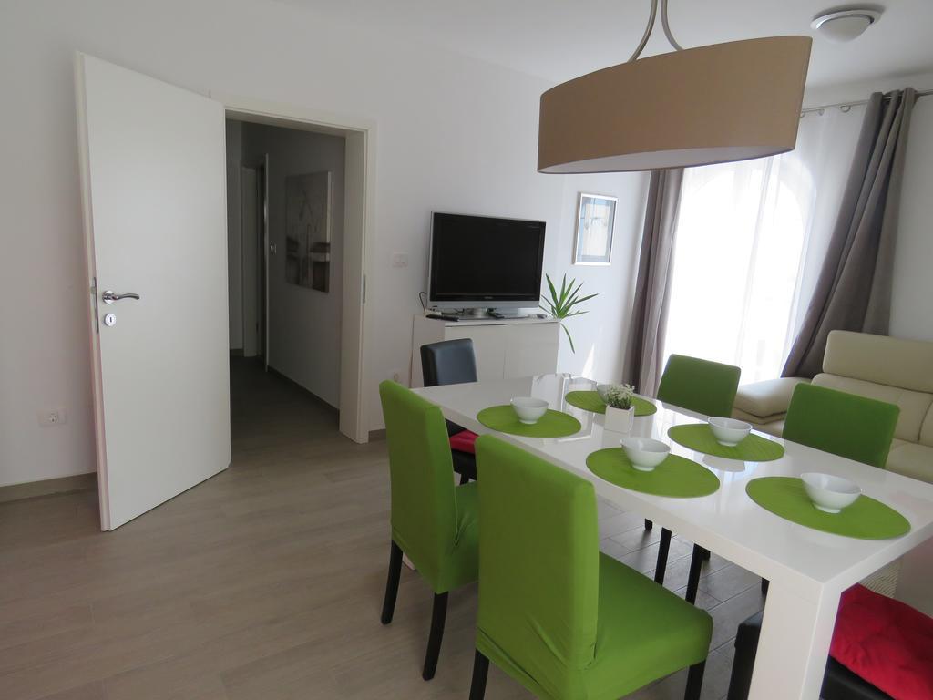 Apartments Villa Urbajs Vrsar Szoba fotó